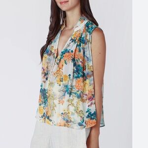 Black Tape Sleeveless Floral Blouse covered buttons medium